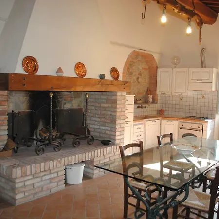 Agriturismo Fattoria Di Malavolta Florence Exterior photo